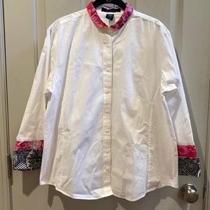 EUC Pearly Vine shirt